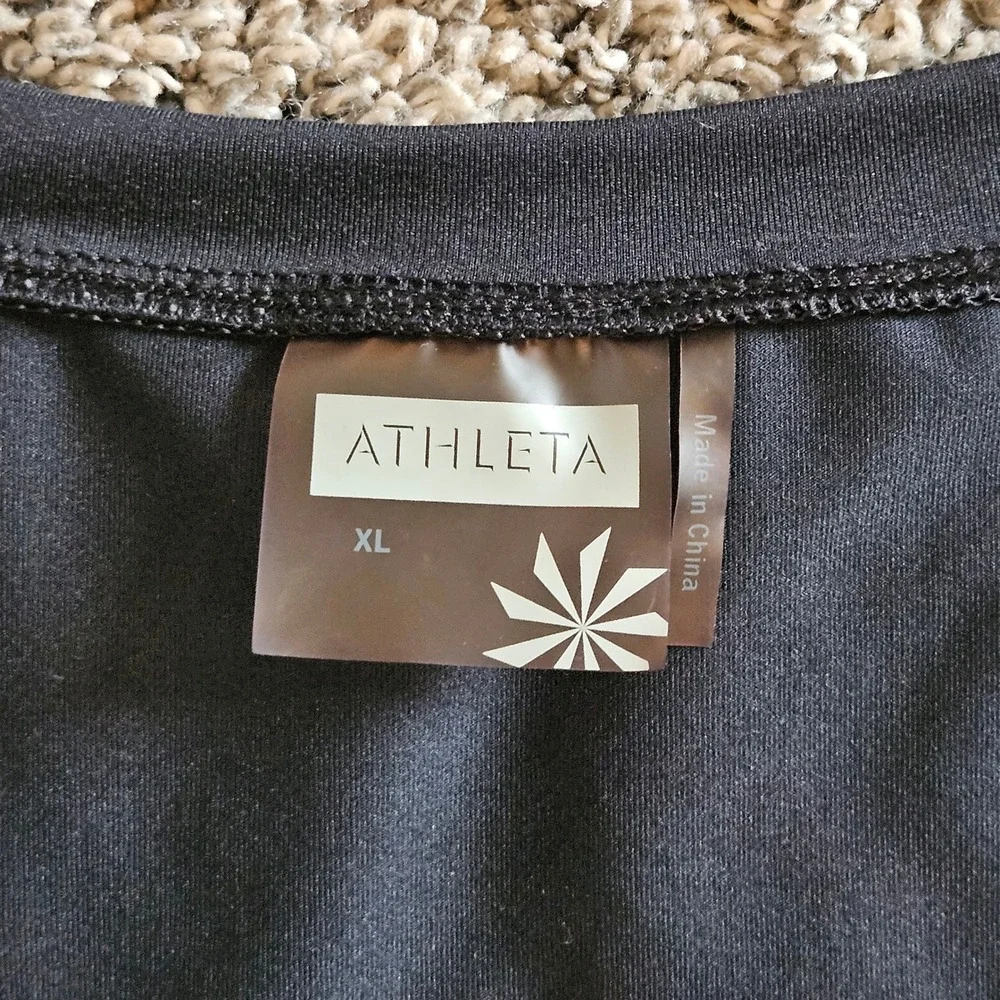 Athleta Nectar Dress Short Sleeve Faux Wrap Size XL Black Stretch Athletic Sport - Picture 6 of 9